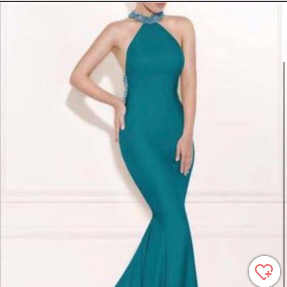 Aqua Tarik Ediz Mermaid sheer neckline - Picture 2 of 11